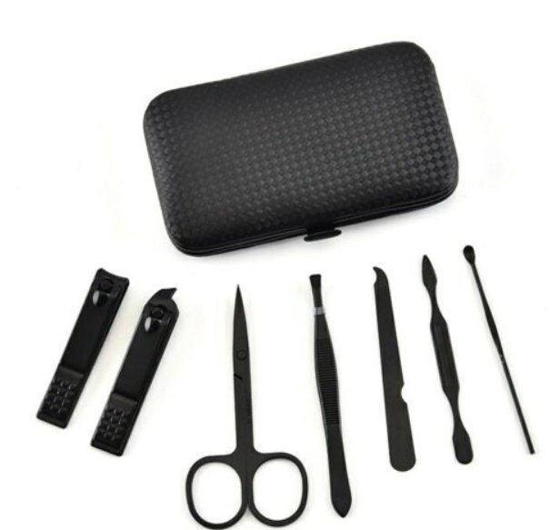 7 in 1 Manicure Travel Set | 7 in 1 Manicure Set | TheLadPad